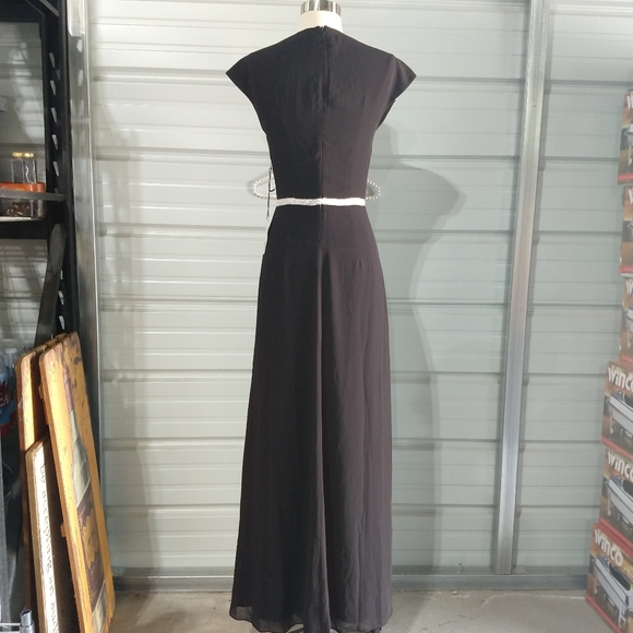 🍭Ali and Jay Gown - Picture 6 of 7